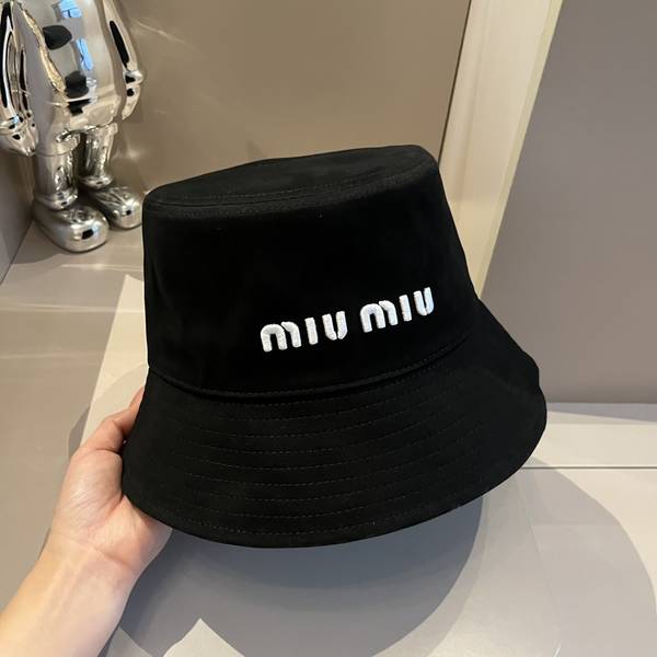 Miu Miu Hat MUH00201